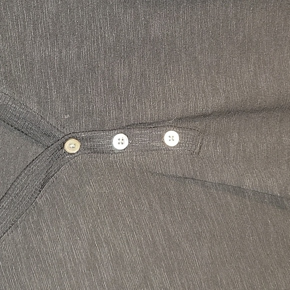 Chico's Button Henley‎ Top 3/4 Sleeve V Neck Casual Comfy Blouse - Picture 3 of 5